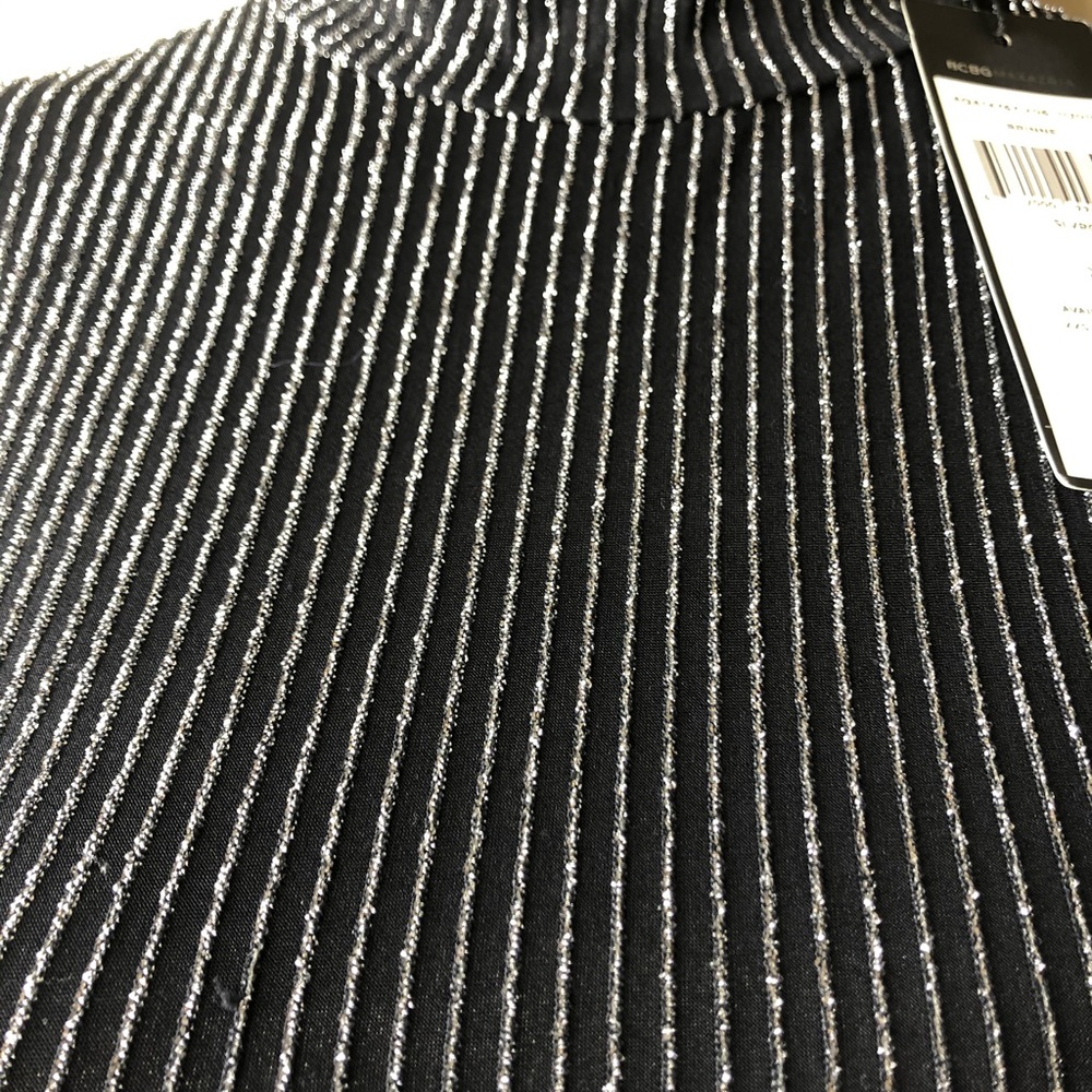 Bcbg silver and black turtleneck - Picture 5 of 7